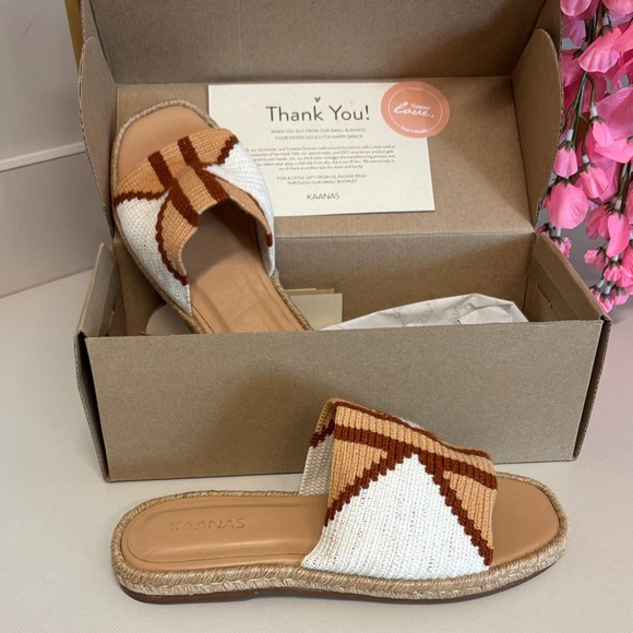 Kaanas Women's Cream and Brown Patterned Sandals - Picture 1 of 6
